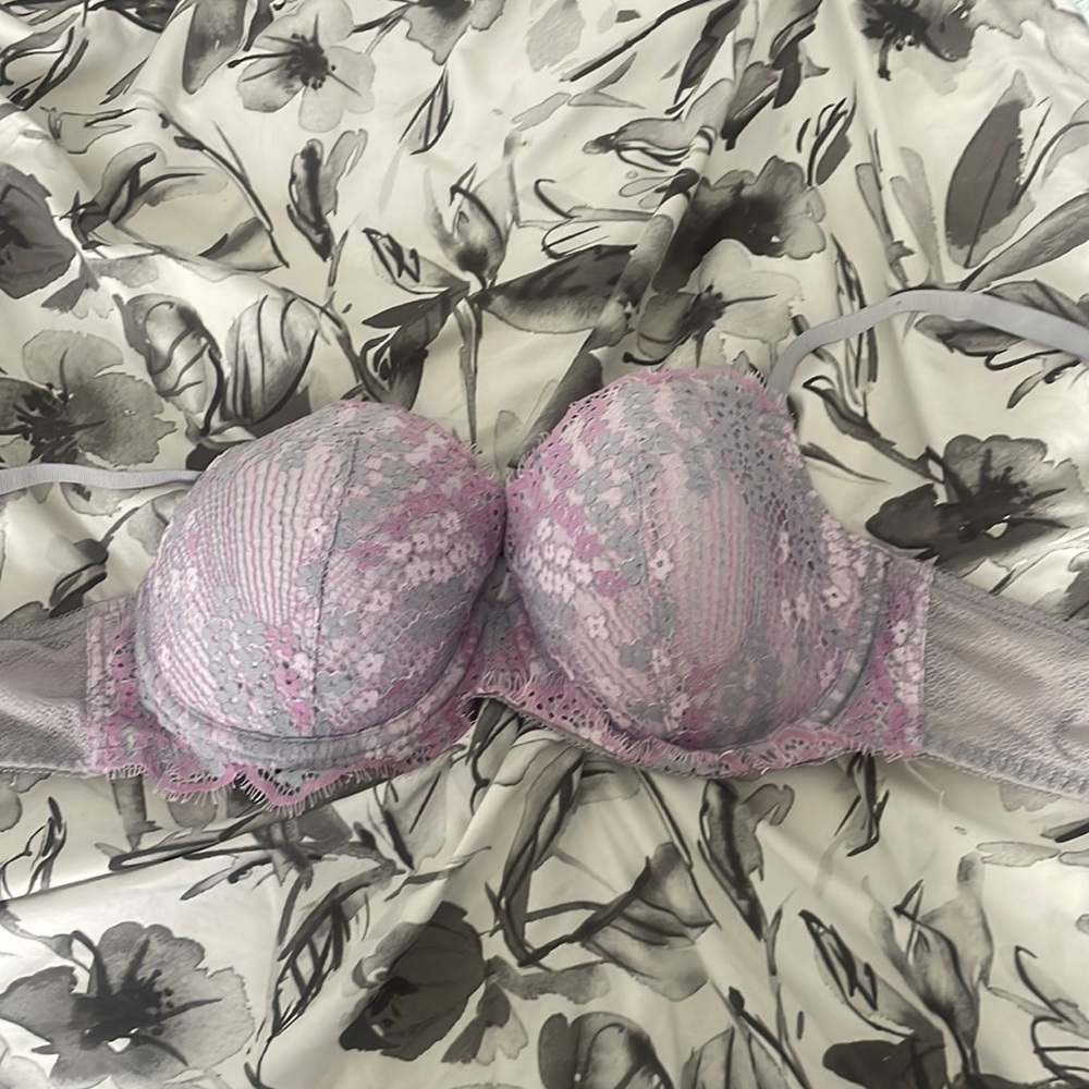 Victoria’s Secret dream angel purple/pink lace bra